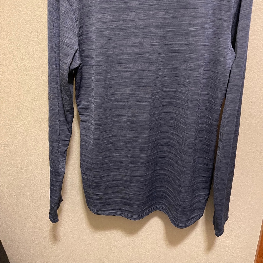 Women's Mountain Hardwear Active Long Sleeve Top - Picture 6 of 6